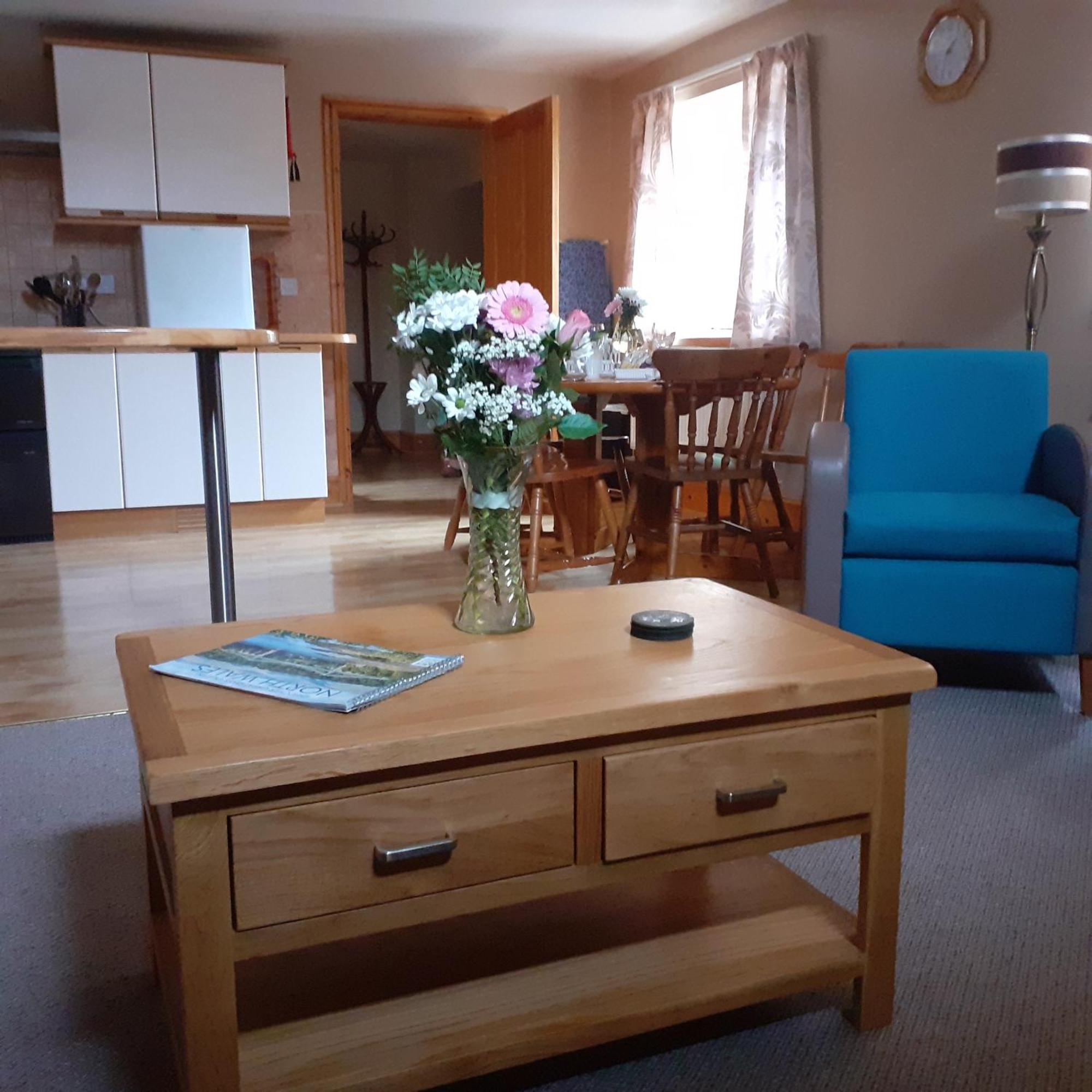 Henblas Holiday Cottages 애버갤리 객실 사진
